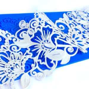 Hidden Heart Lace Mould
