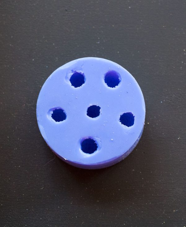 Mini Cones Mould - Berries, Pods & Fillers - Image 2