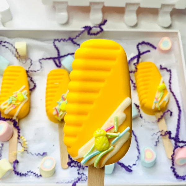 Striped-Cakesicle-Mould-For-Cake-Decorating-by-CrystalCandy